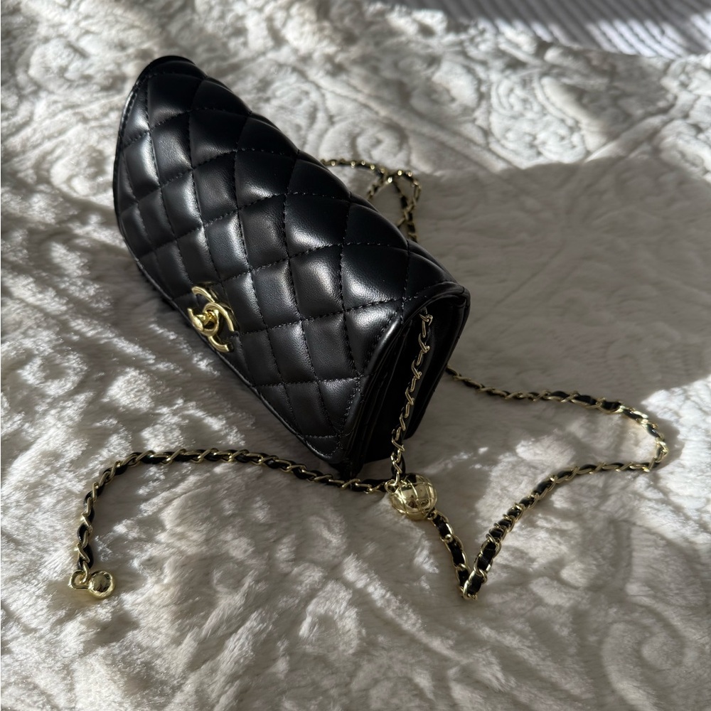Black mini flap Chain Bag